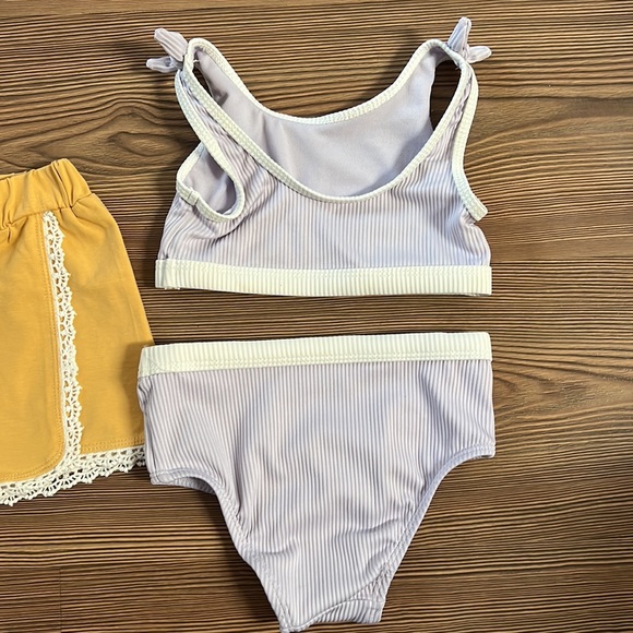 Bathing Suit and Shorts Bundle Size 24m - Picture 5 of 6